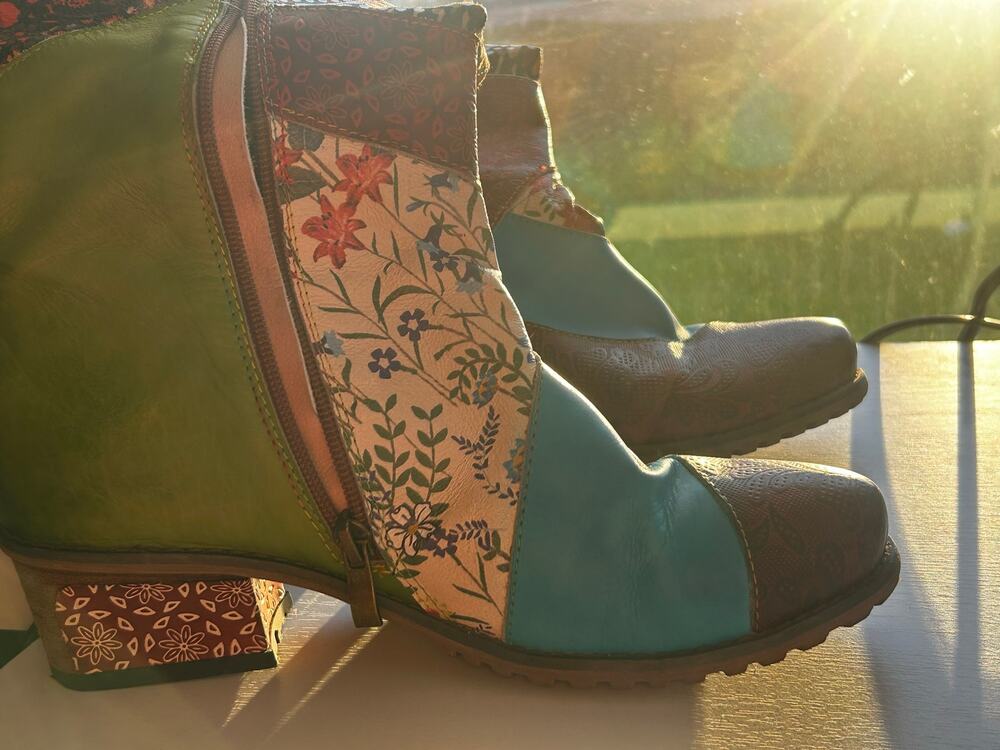 Patchwork Floral Boho Boots Size 39 Turquoise Green Red Mandala Tall Statement